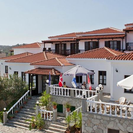 Dionyssos Hotel Skopelos Town Exterior foto