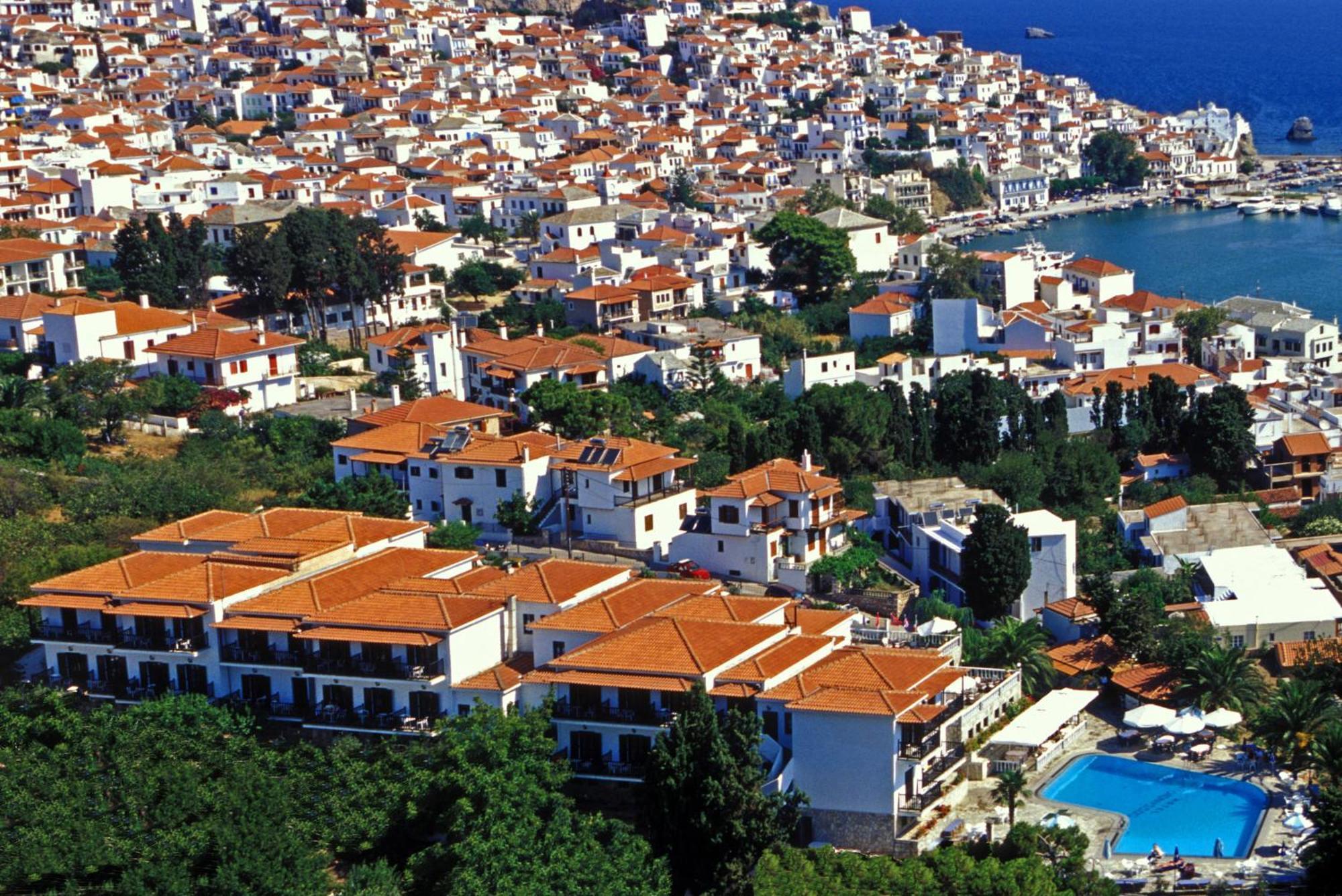 Dionyssos Hotel Skopelos Town Exterior foto