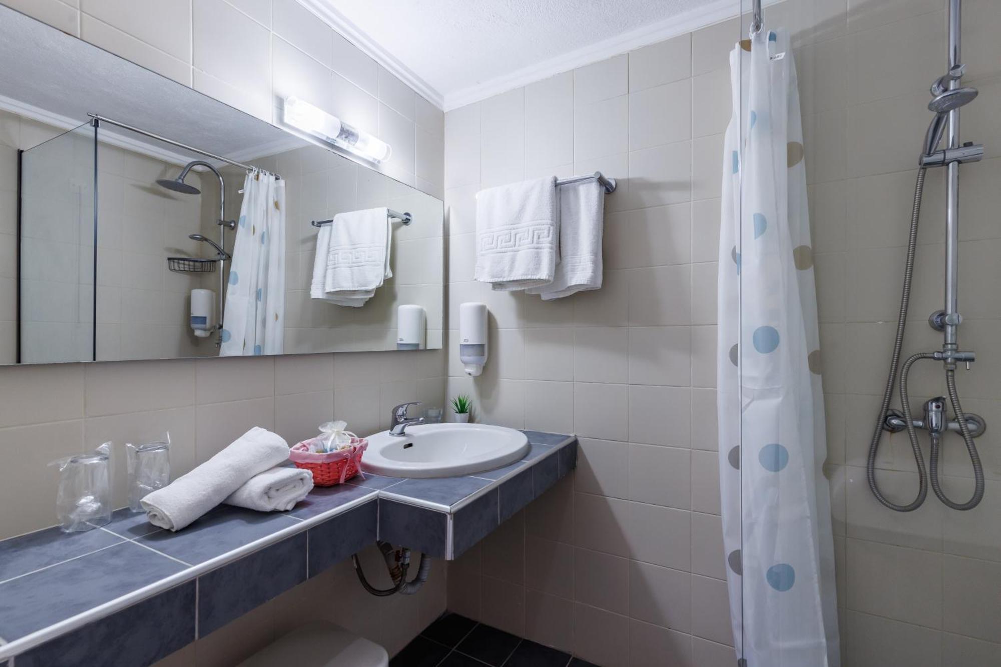 Dionyssos Hotel Skopelos Town Exterior foto