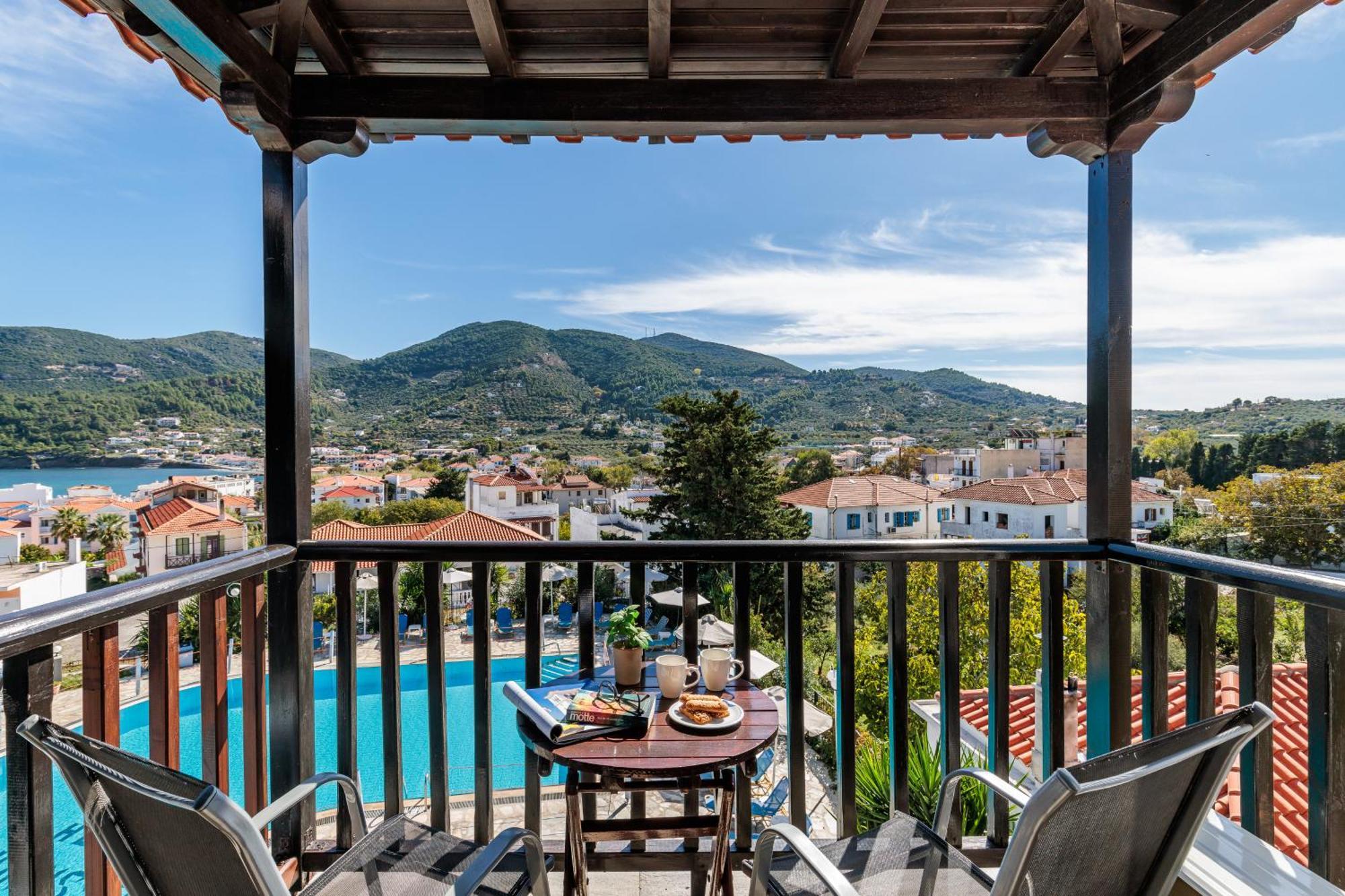 Dionyssos Hotel Skopelos Town Exterior foto