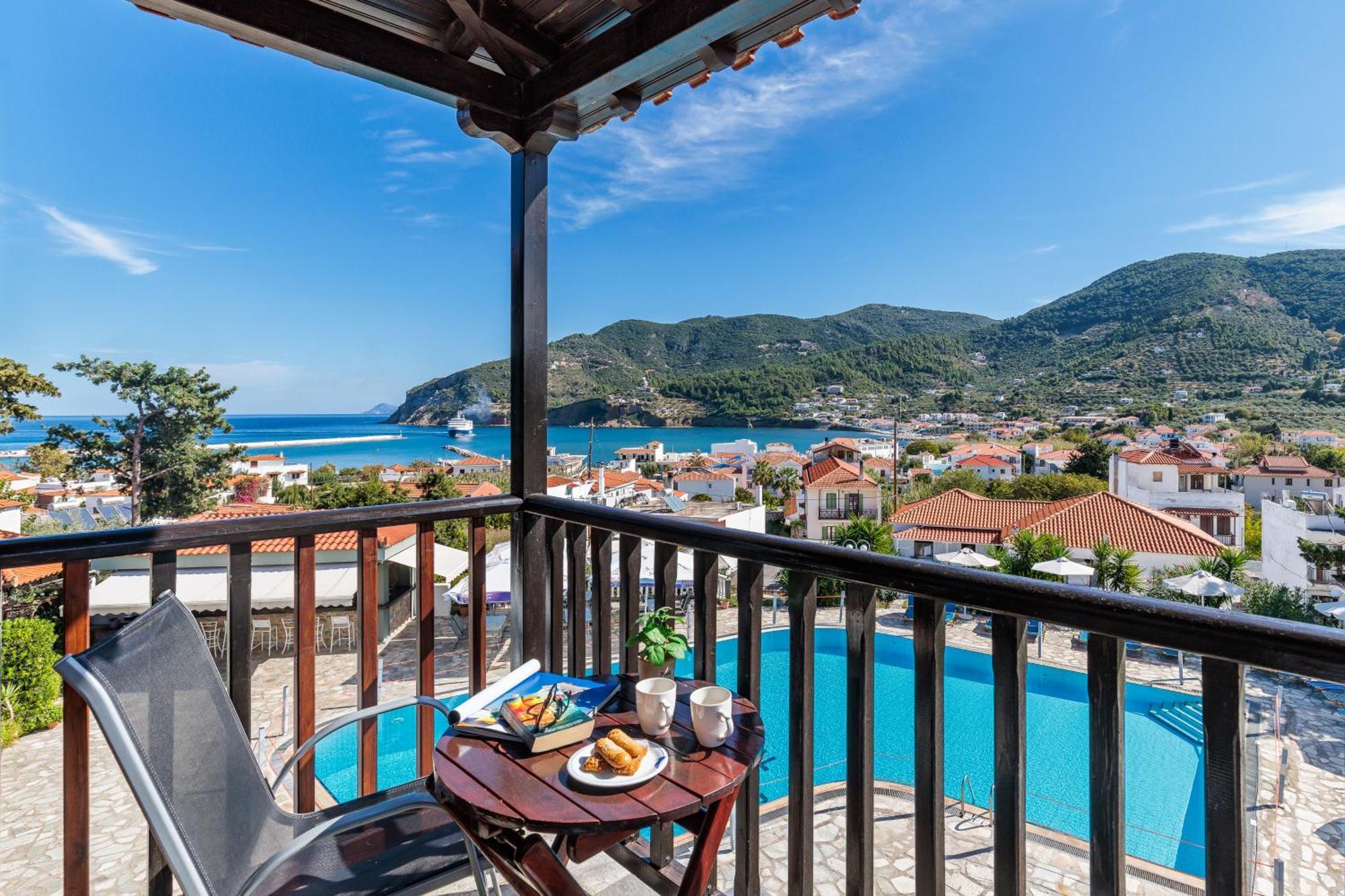 Dionyssos Hotel Skopelos Town Exterior foto